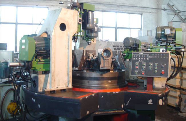 数控转台式组合机床